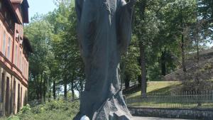 Pomnik Jana Pawła II na Górze Św. Anny - zdjęcie