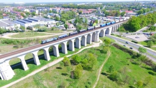 Wiadukt kolejowy w Bolesławcu, pitik@bok.boleslawiec.pl