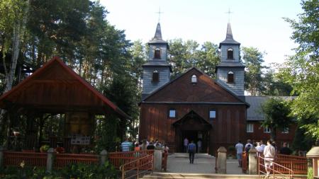 Kościół Św. Piotra i Pawła w Serpelicach - zdjęcie