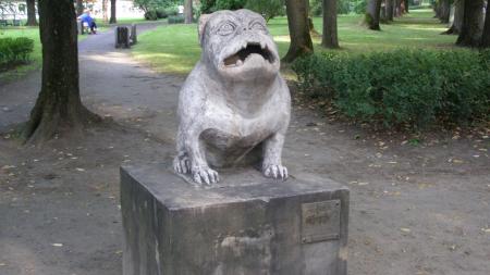 Rzeźba psa Kawelina w Białymstoku - zdjęcie