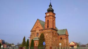 Kościół NMP Częstochowskiej w Starczy - zdjęcie