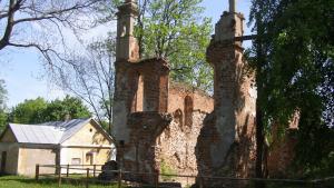 Ruiny kościoła zamkowego w Mielniku - zdjęcie