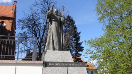 Pomnik Jana Pawła II w Białymstoku - zdjęcie