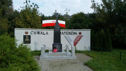 Pomnik 1. Pułku Piechoty Legionów w Białymstoku, Joanna