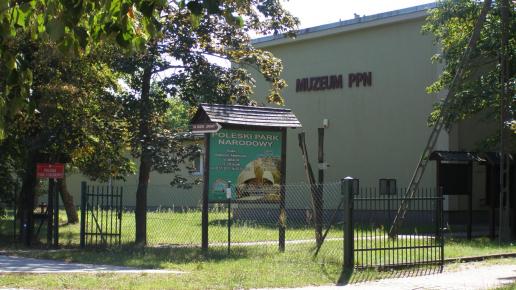 Muzeum Poleskiego Parku Narodowego w Starym Załuczu, Joanna
