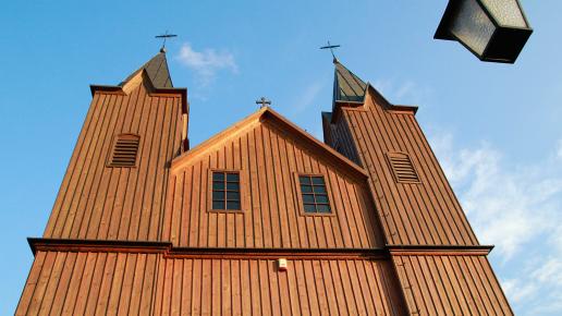 Drewniany kościół w Bobrownikach Będzińskich