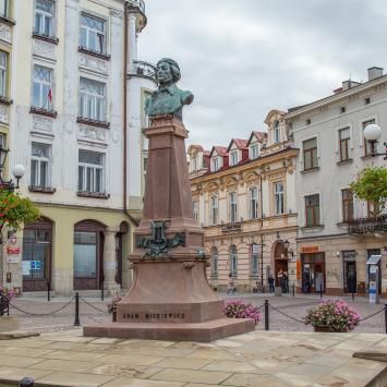 Pomnik Mickiewicza w Tarnowie