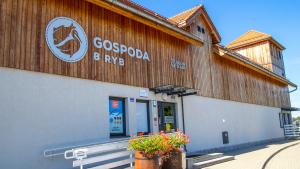 Gospoda 8 Ryb w Rudzie Sułowskiej - zdjęcie