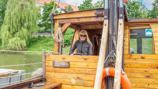 Rejs Sandomierką - historyczną łodzią flisacką