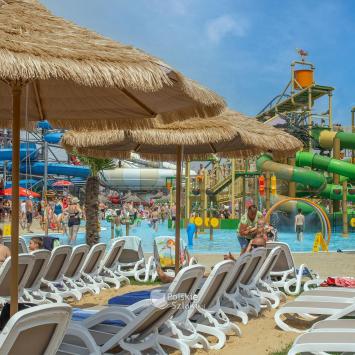 Water Park Exotic Island