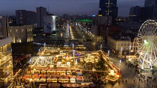 Jarmark Świąteczny w Katowicach - obrazek z drona