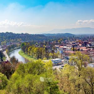 Pogórze Śląskie: Czeski Cieszyn (Český Těšín)., Vincci ...