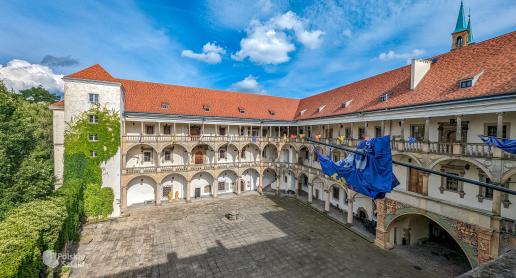 Zamek w Brzegu - renesansowy zamek Piastów Śląskich, historia Śląskiego Wawelu - zdjęcie