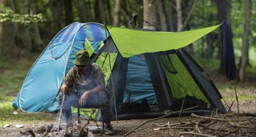 Jak przygotować się na wyjazd pod namiot? - zdjęcie