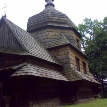 Szlakiem architektury drewnianej - cerkwie w Bieszczadach - zdjęcie
