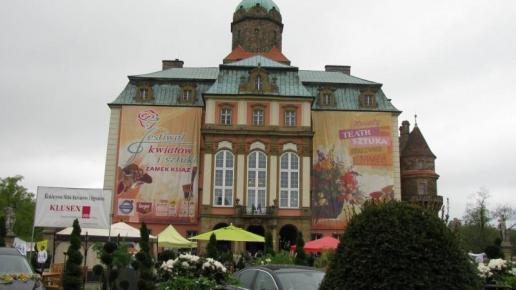 Zamek w Książu, Alek