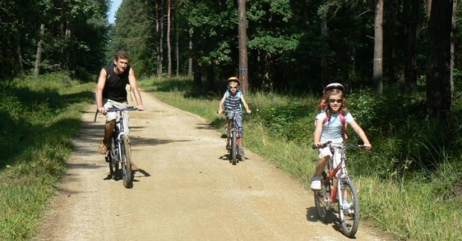 Na rowerach z dziećmi do Tenczynka - zdjęcie