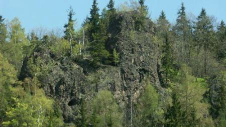 Rezerwat Kruczy Kamień w Lubawce - zdjęcie