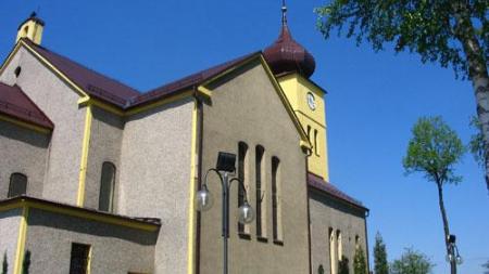 Kościół Św. Urbana w Paniówkach - zdjęcie