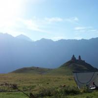 Widok na Tsamida Sameba o poranku., Kinga