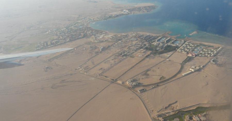 Landing at Hurghada... - zdjęcie