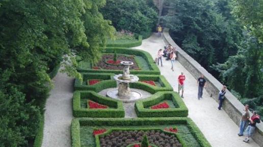 Ogrody zamkowe w Książu, Danusia