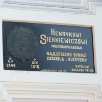 tablica na Bazylice, Katarzyna K