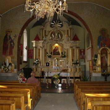 Ołtarz w kościele Sanktuarium Matki Bożej Pięknej Miłości w Polańczyku, Andrzej