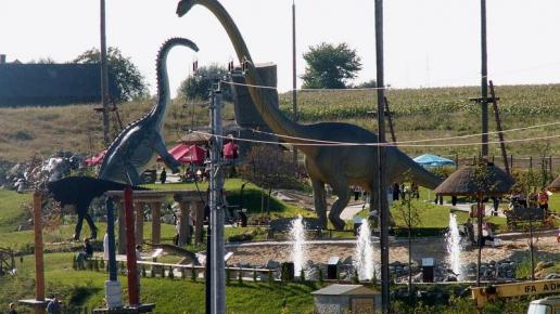 świat dinozaurów obok parku miniatur, Mariusz Polak