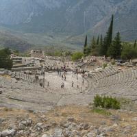 Delfy- ruiny hellenistycznego teatru Dionizosa, Martyna Zielińska Paulina Trojan