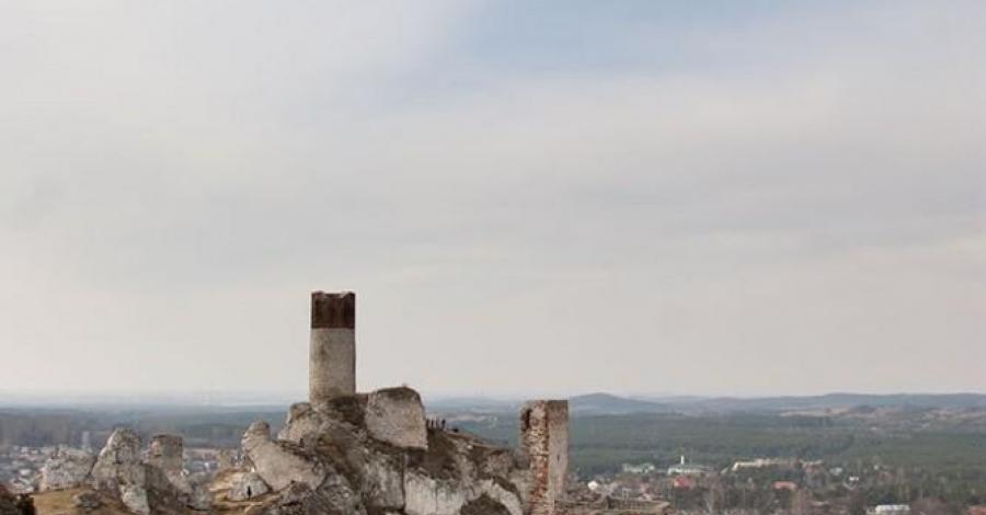 Zamek w Olsztynie k. Częstochowy - zdjęcie