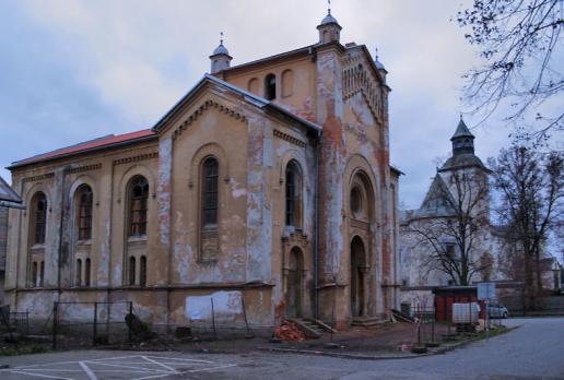 Bytcza - ruiny synagogi, JureK