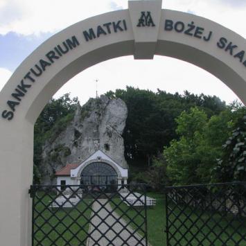 Sanktuarium Matki Boskiej Skałkowej