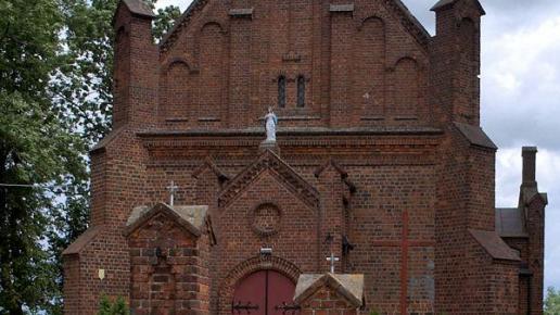 Grabkowo - kościół parafialny p.w. Św. Marii Magdaleny z zabytkową dzwonnicą , JureK