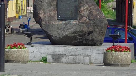 Pomnik Powstańców w Chropaczowie, Eugeniusz Waluga