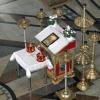 Cerkiew Mądrości Bożej - korony przygotowane do zaślubin, toja1358