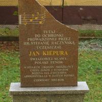 Pomnik poswięcony Kiepurze, Tadeusz Walkowicz