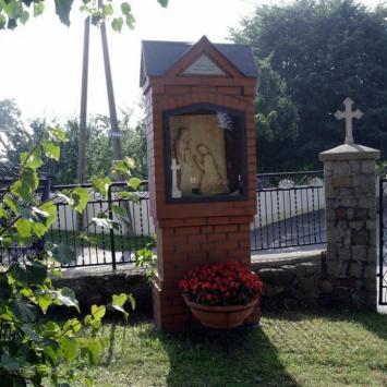 Swarzewo - Kaszubska Częstochowa - na placu przykościelnym, Zbyszek Mat