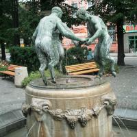 fontanna z trzema faunami (diabełki), Roman Świątkowski