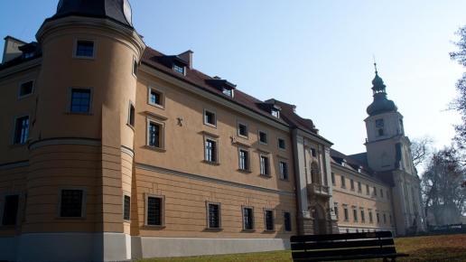 Klasztor w Rudach