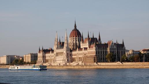 Budapeszt, węgierski parlament, Jan Nowak