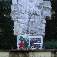 cmentarz - pomnik w hołdzie pomordowanym, Sylwester Jędrzejczak