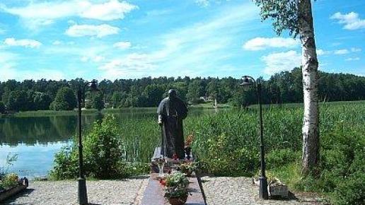 Pomnik Jana Pawła II, Damian Glinojecki