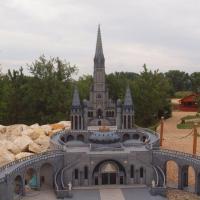 Bazylika Niepokalanego Poczęcia w Lourdes , Tadeusz Walkowicz