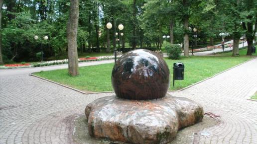 Fontanna kula w Polanicy, mokunka