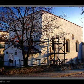 Synagoga na Mirowie Pińczów, Vincci