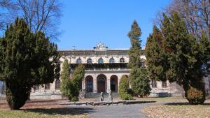 Pałac w Pilicy - zdjęcie