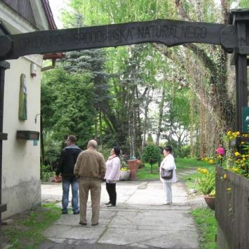 Bujaków- wejście do Ogrodu, Danuta