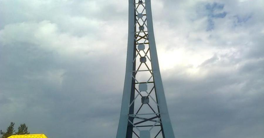 Krzyż Milenijny-na najwyższym szczycie wielkopolski - zdjęcie