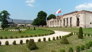 Pałac w Sobkowie - zdjęcie